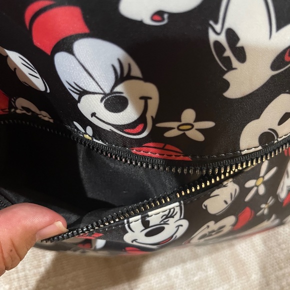 Minnie Mouse Backpack - Picture 4 of 4